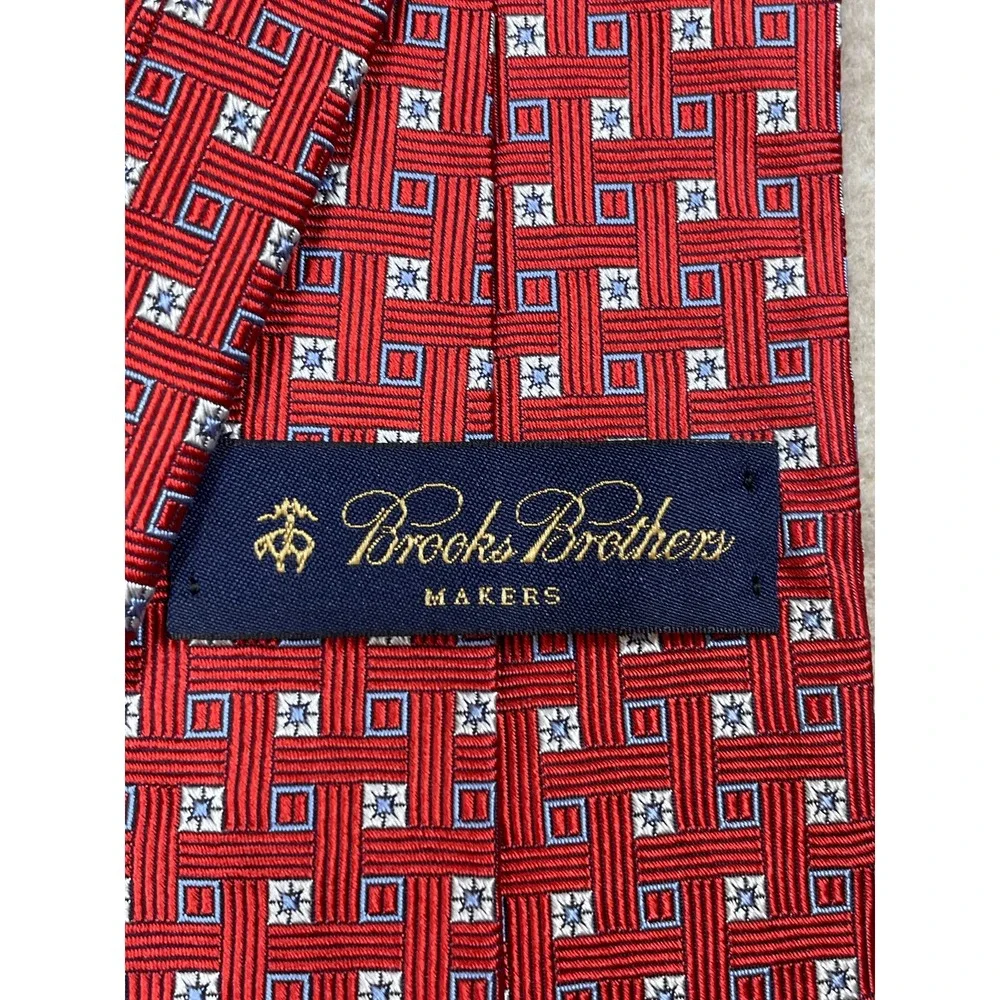 Brooks Brothers Makers Red White Blue Geometric Squares Necktie Neck Tie